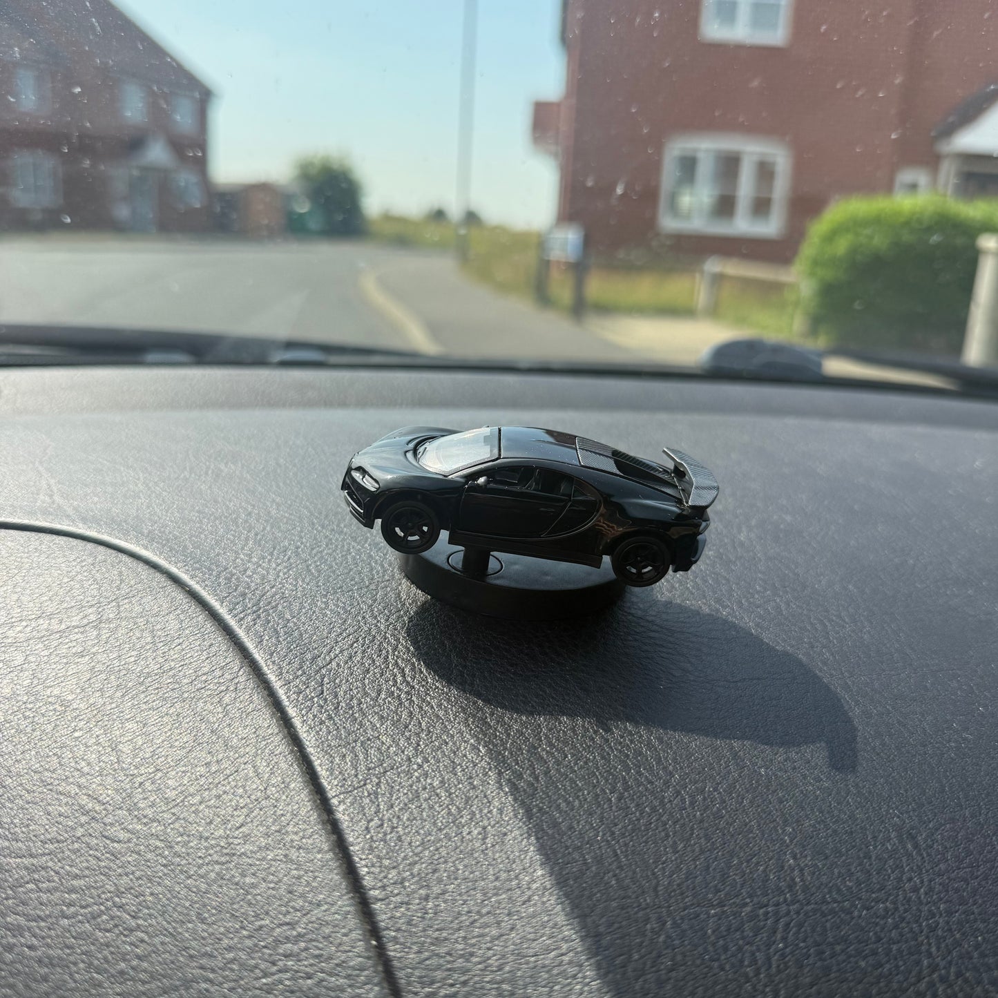 Dashboard drifter (Bugatti)